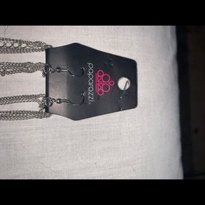 PAPARAZZI NECKLACE